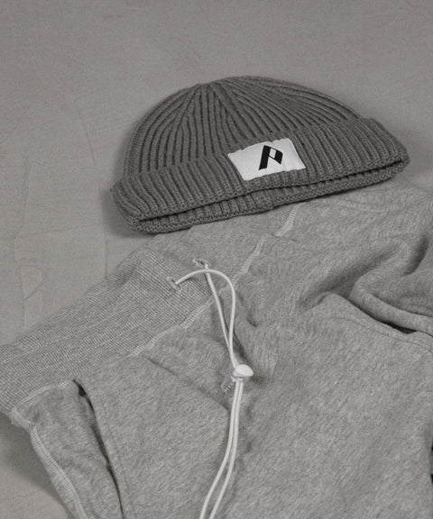 Beanie Wolf Grey